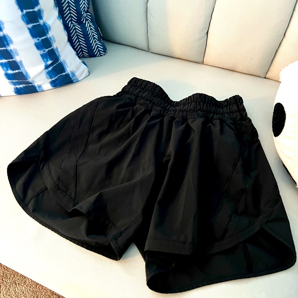 Lululemon Hotty Hot Shorts